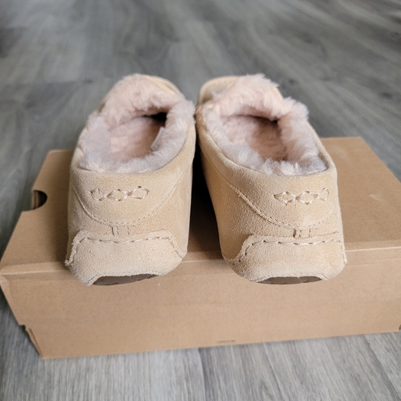 UGG Ansley Suede Slippers - Picture 7 of 11